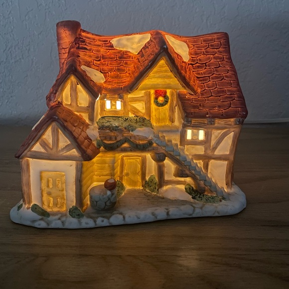 Christmas Village Farm House Red Roof Illuminated Building Holiday Decoration - Picture 6 of 6